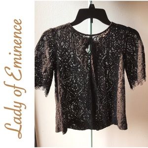 BEAUTIFUL BLACK LACE LOFT TOP